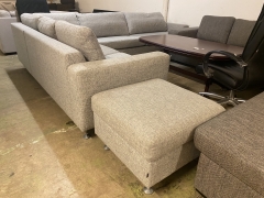 Hörnsoffa + pall design